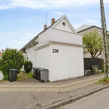 Apartament Moderne 2br Lejlighed Med Gratis Gade Parkering
